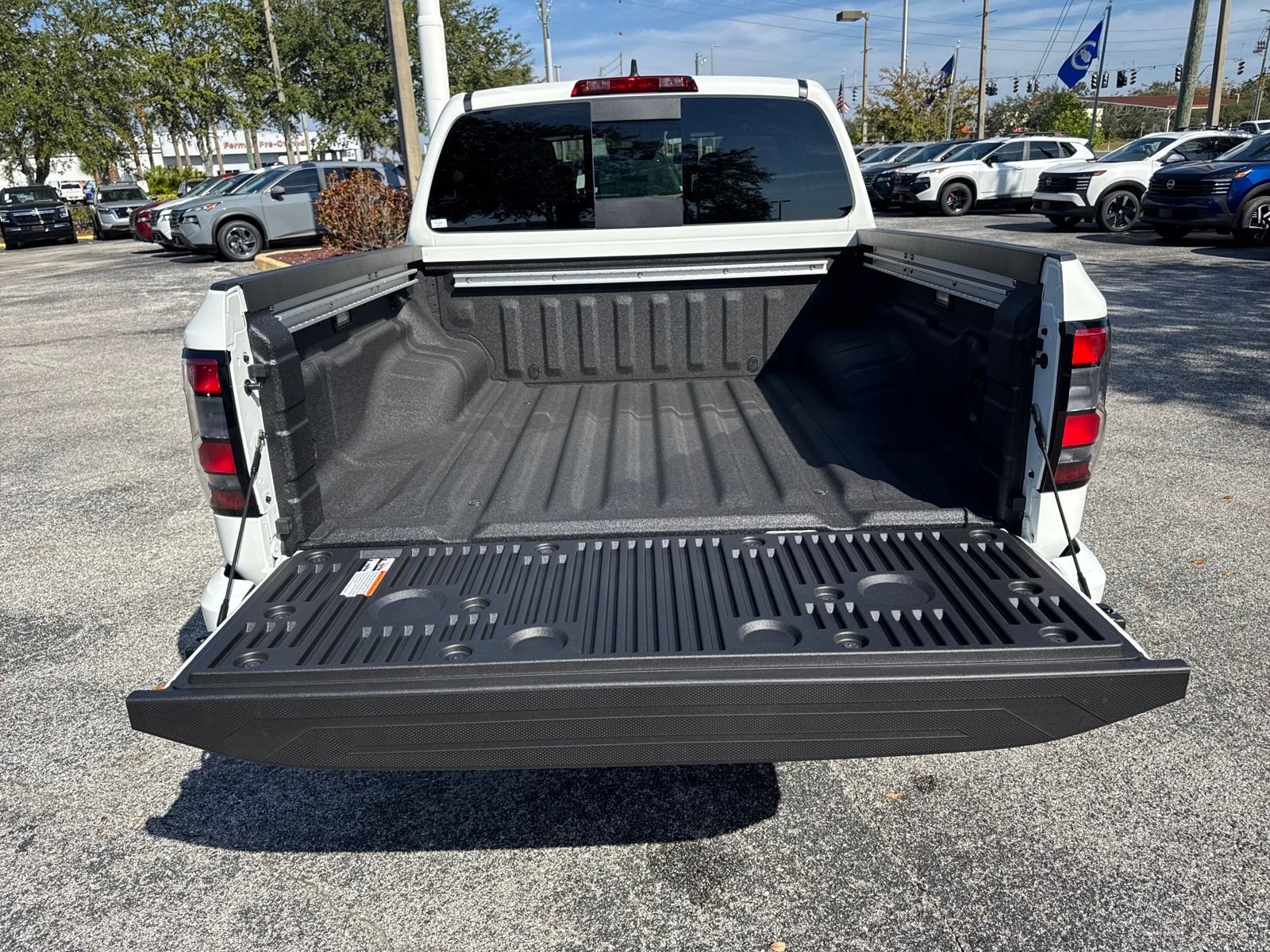 New 2026 Nissan Frontier PRO-X 4D Crew Cab