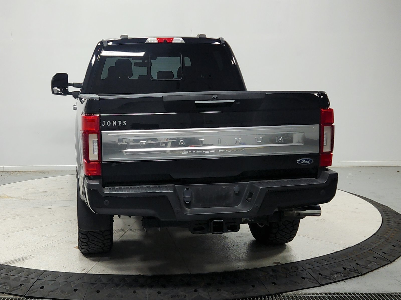 Used 2020 Black Ford Platinum image 7