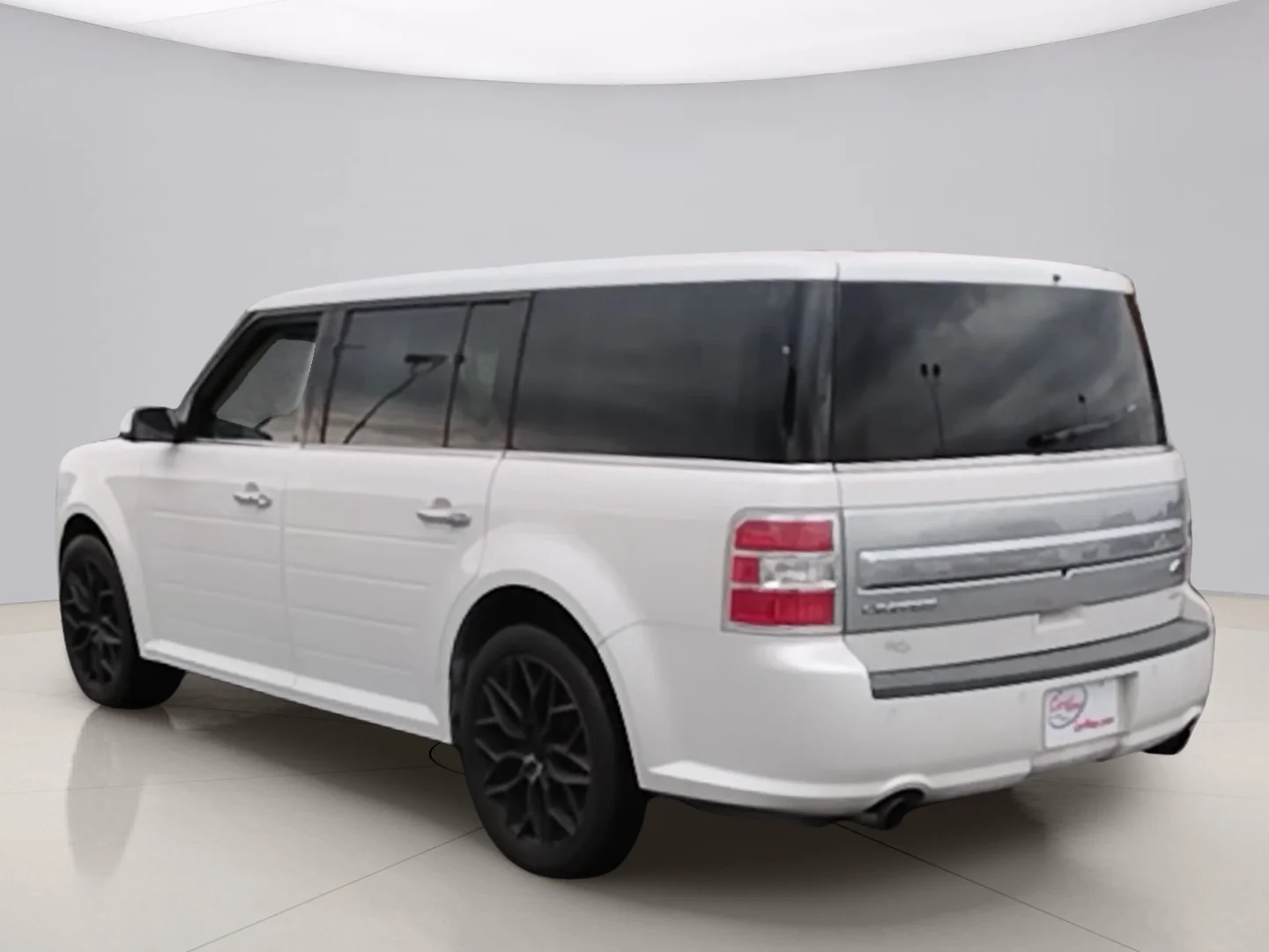 Used 2014 White Ford LIMITED image 7