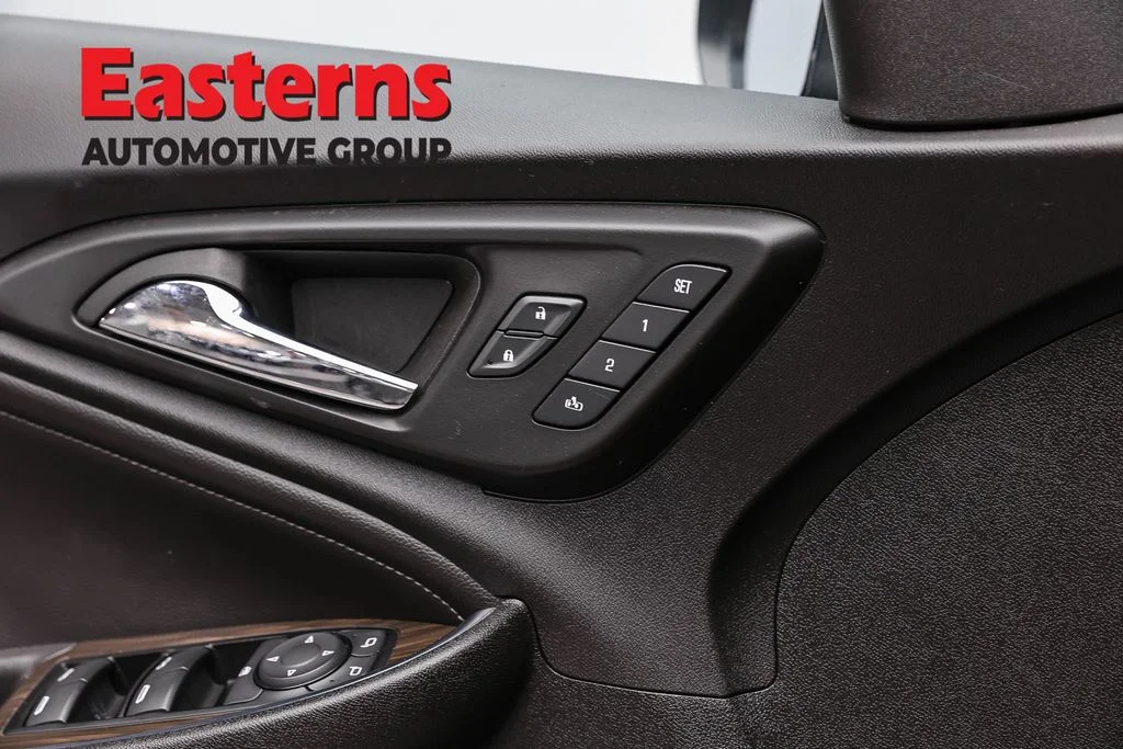 Used 2024 Gray Chevrolet LT image 21