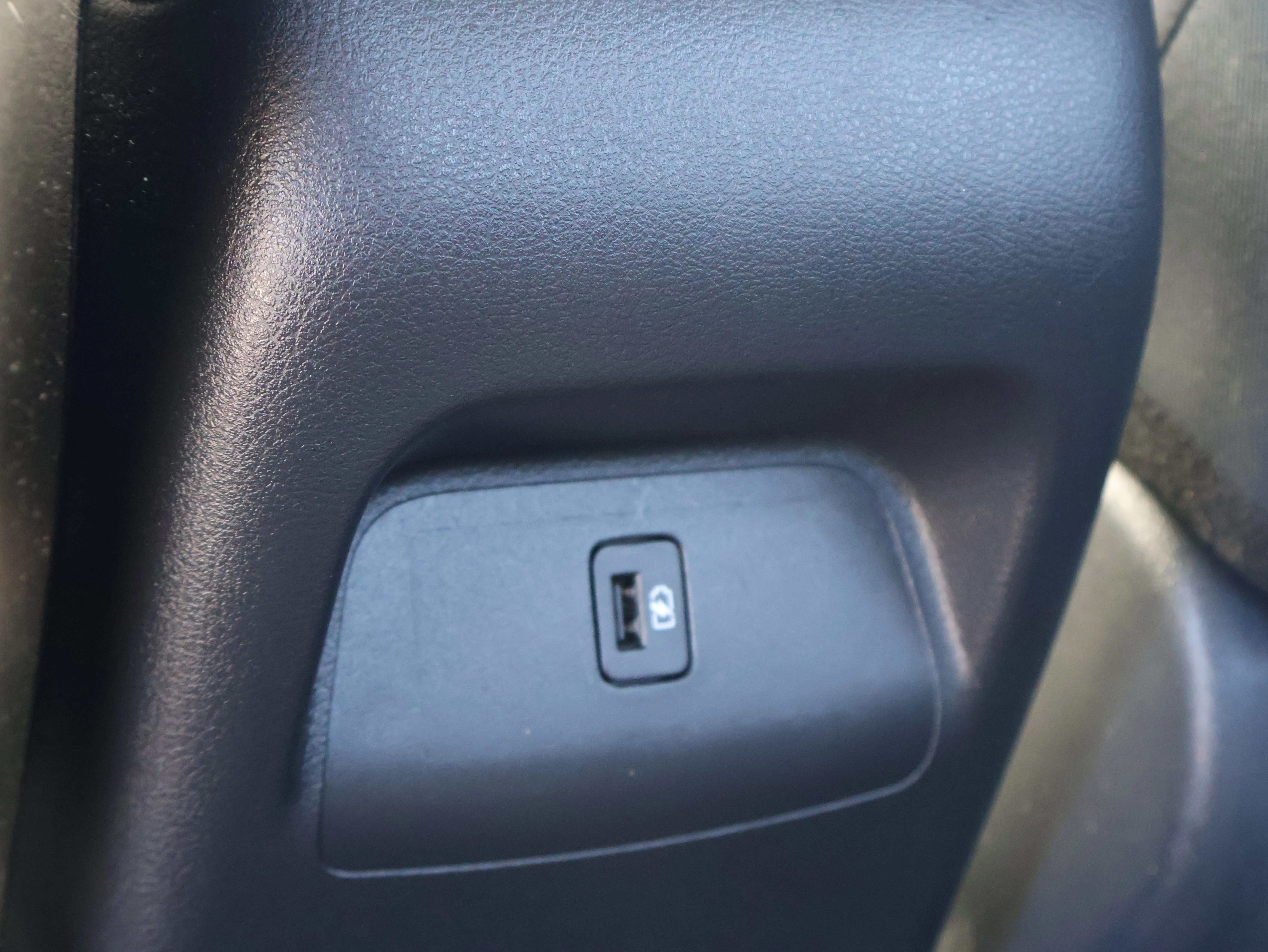 Used 2024 Gun Metallic Nissan SR image 17