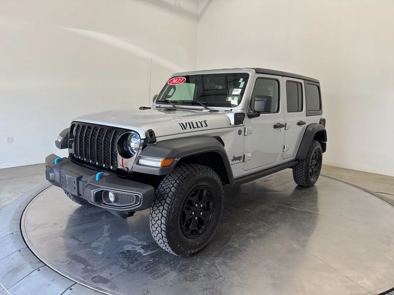 Used 2023 Silver Jeep Base 4xe image 3