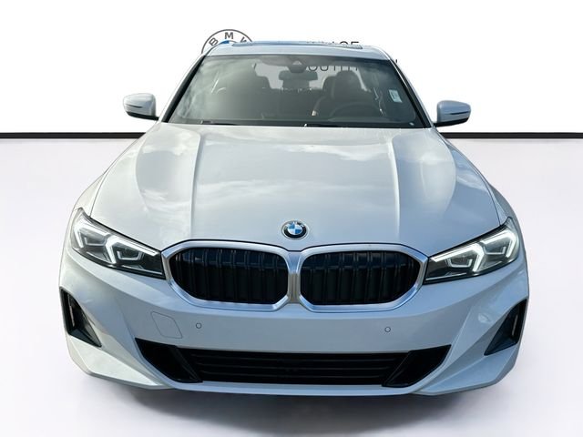 New 2026 White BMW 330i image 2