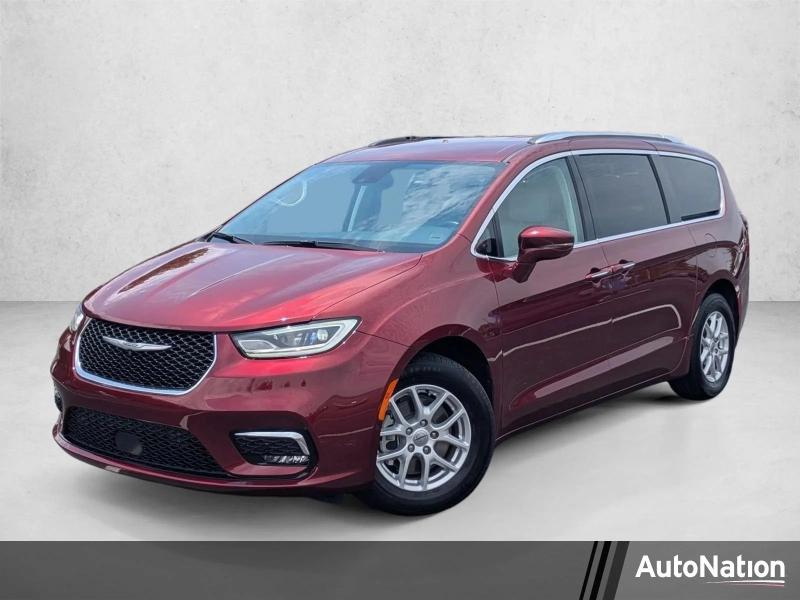2021 Chrysler Pacifica Touring L's photo