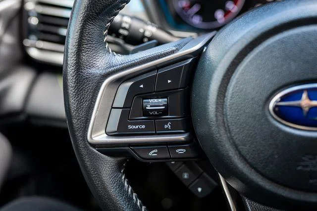 Used 2021 Ice Silver Metallic Subaru Onyx Edition XT image 34