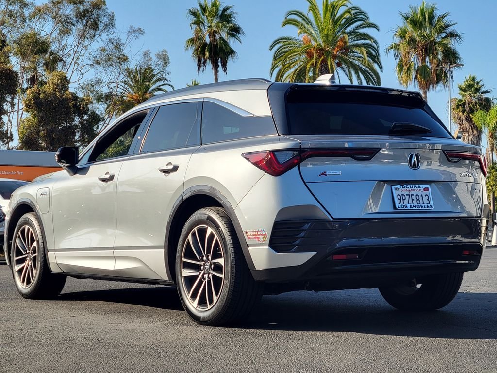 Used 2024 Mercury Silver Metallic Acura A-Spec AWD image 3