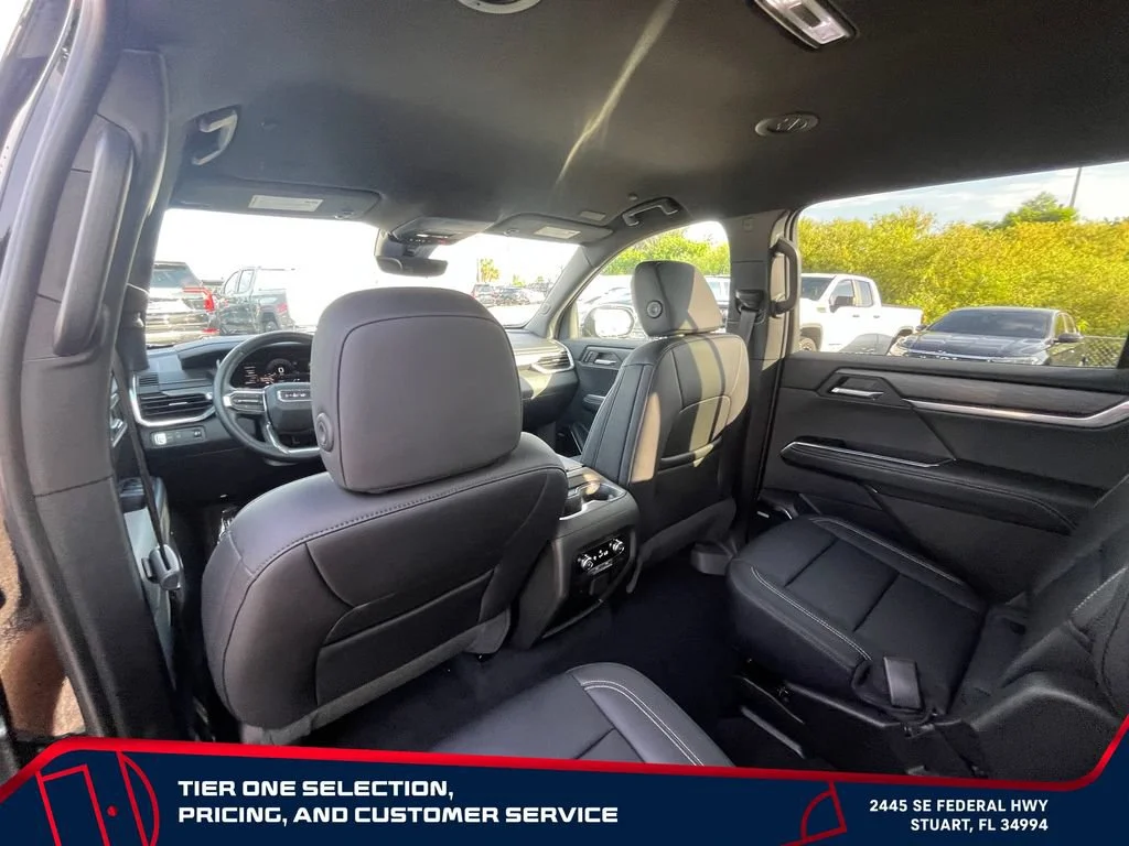 Used 2026 Ebony Twilight Metallic GMC Elevation image 15
