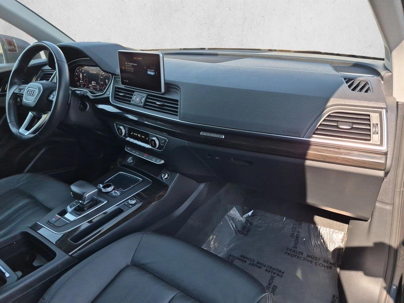 Used 2018 Silver/Gray Audi Premium Plus image 23