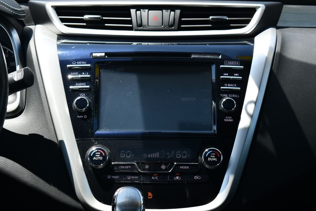 Used 2016 Magnetic Black Nissan SL image 19