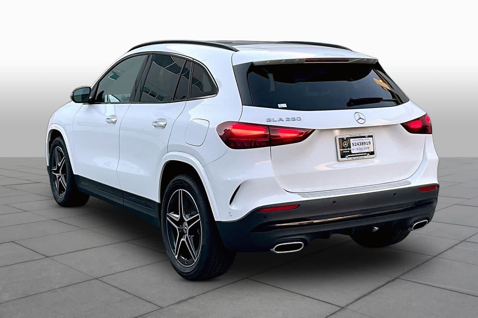 Used 2026 Polar White Mercedes-Benz GLA 250 image 11