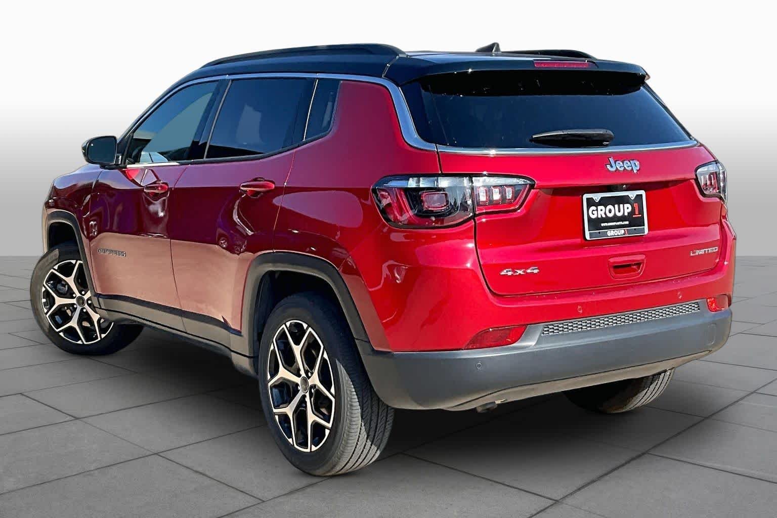Used 2025 Red Hot Pearlcoat Jeep Limited image 12