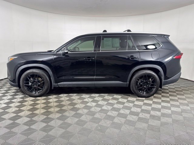 Used 2026 Black Toyota XLE image 7