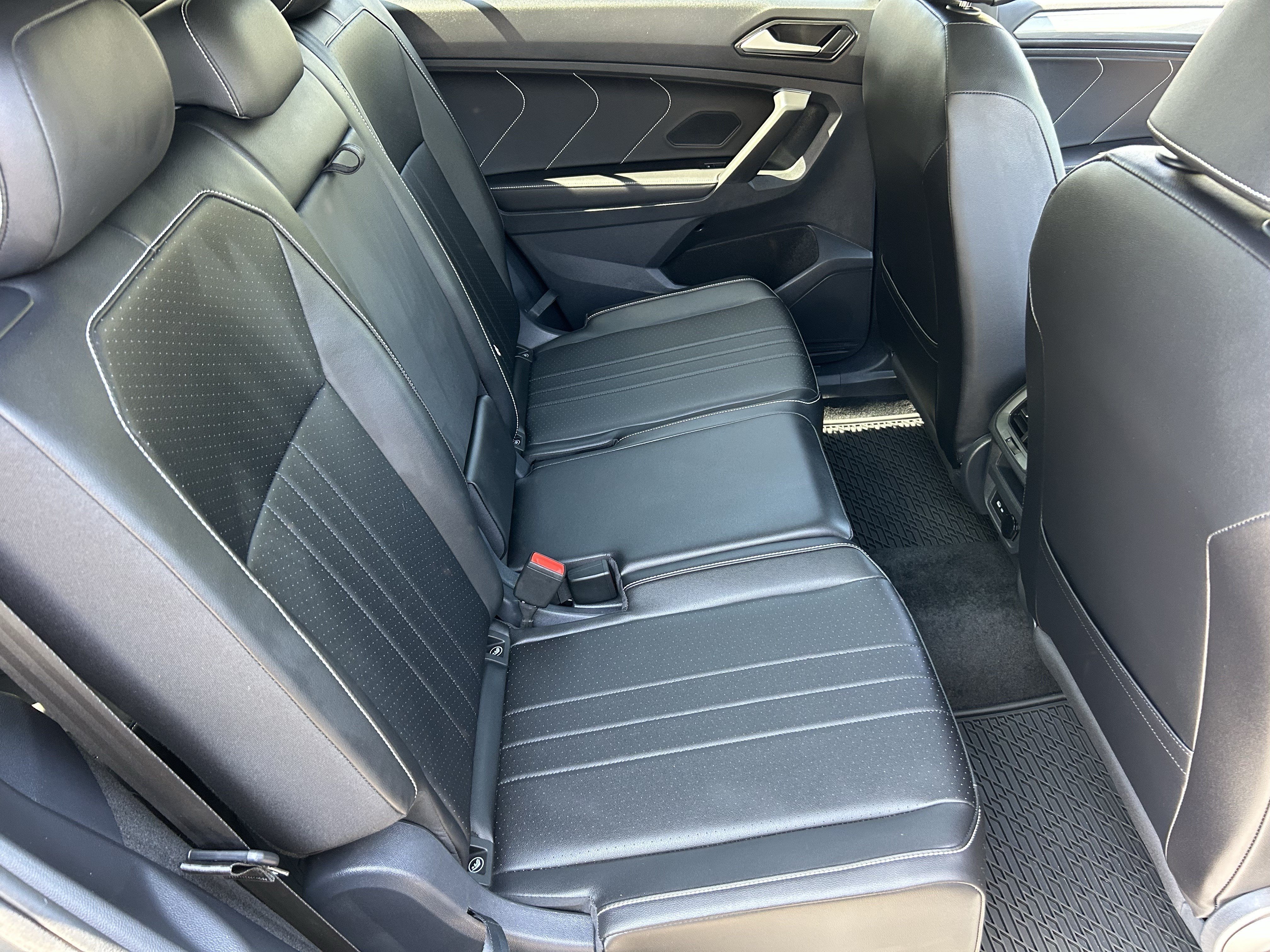 Used 2024 Platinum Gray Metallic Volkswagen SE R-Line Black image 11