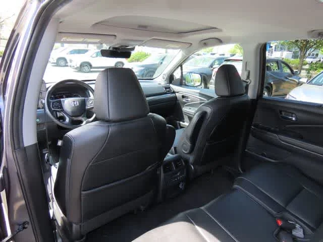 Used 2020 Modern Steel Metallic Honda EX-L image 17