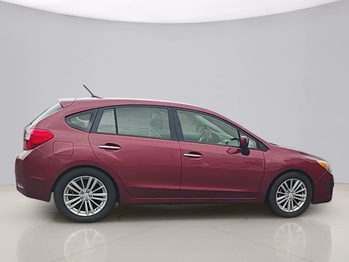 Used 2013 Red Subaru  image 6