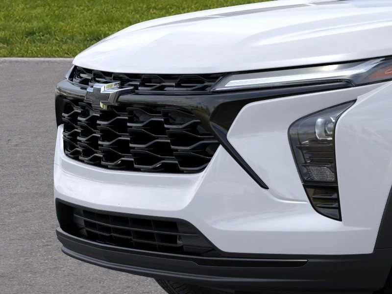 New 2026 Summit White Chevrolet LT image 20