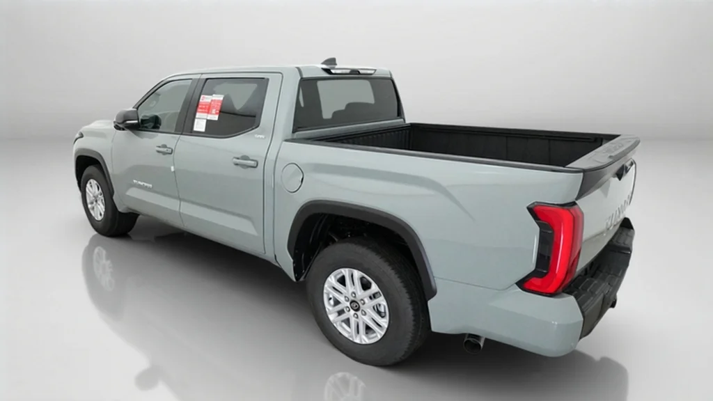 New 2026 Lunar Rock Toyota SR5 image 14
