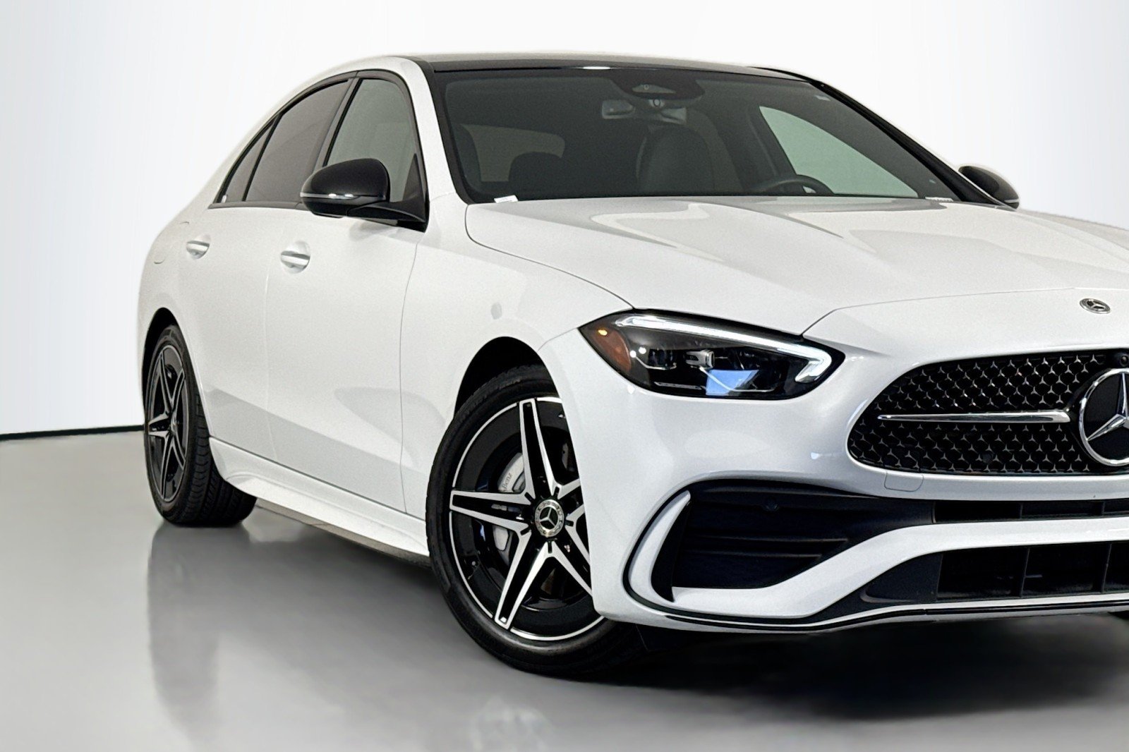 Certified Used 2023 MANUFAKTUR Moonlight White Metallic Mercedes-Benz C 300 image 15