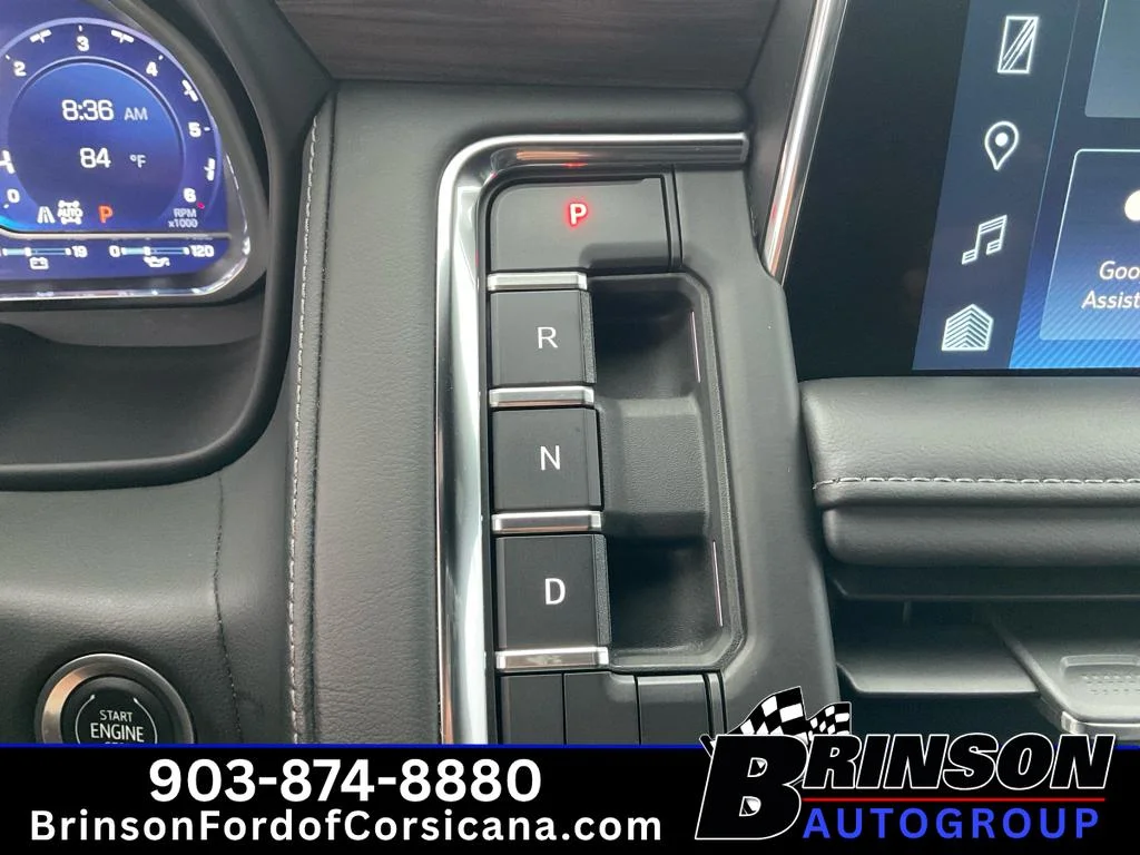 Used 2022 Black Chevrolet Z71 image 26