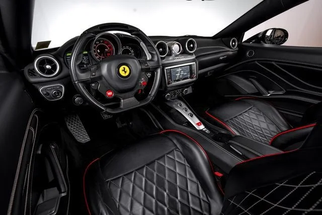 Used 2015 Nero Daytona Ferrari T image 31