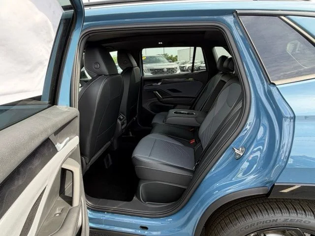 New 2026 Monterey Blue Pearl Volkswagen 2.0T SE R-Line Black image 9