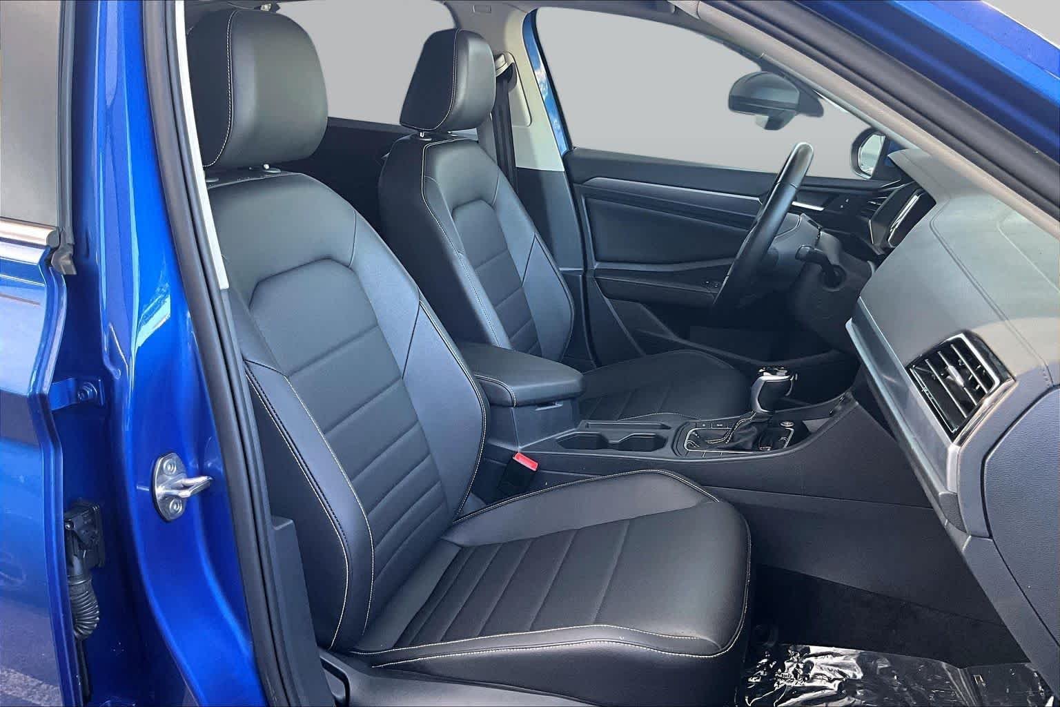 Certified Pre-Owned 2024 Volkswagen Jetta SE