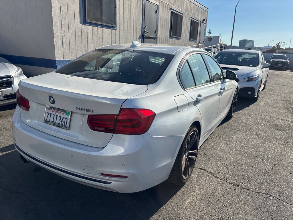 Used 2016 White Metallic BMW 328i image 23