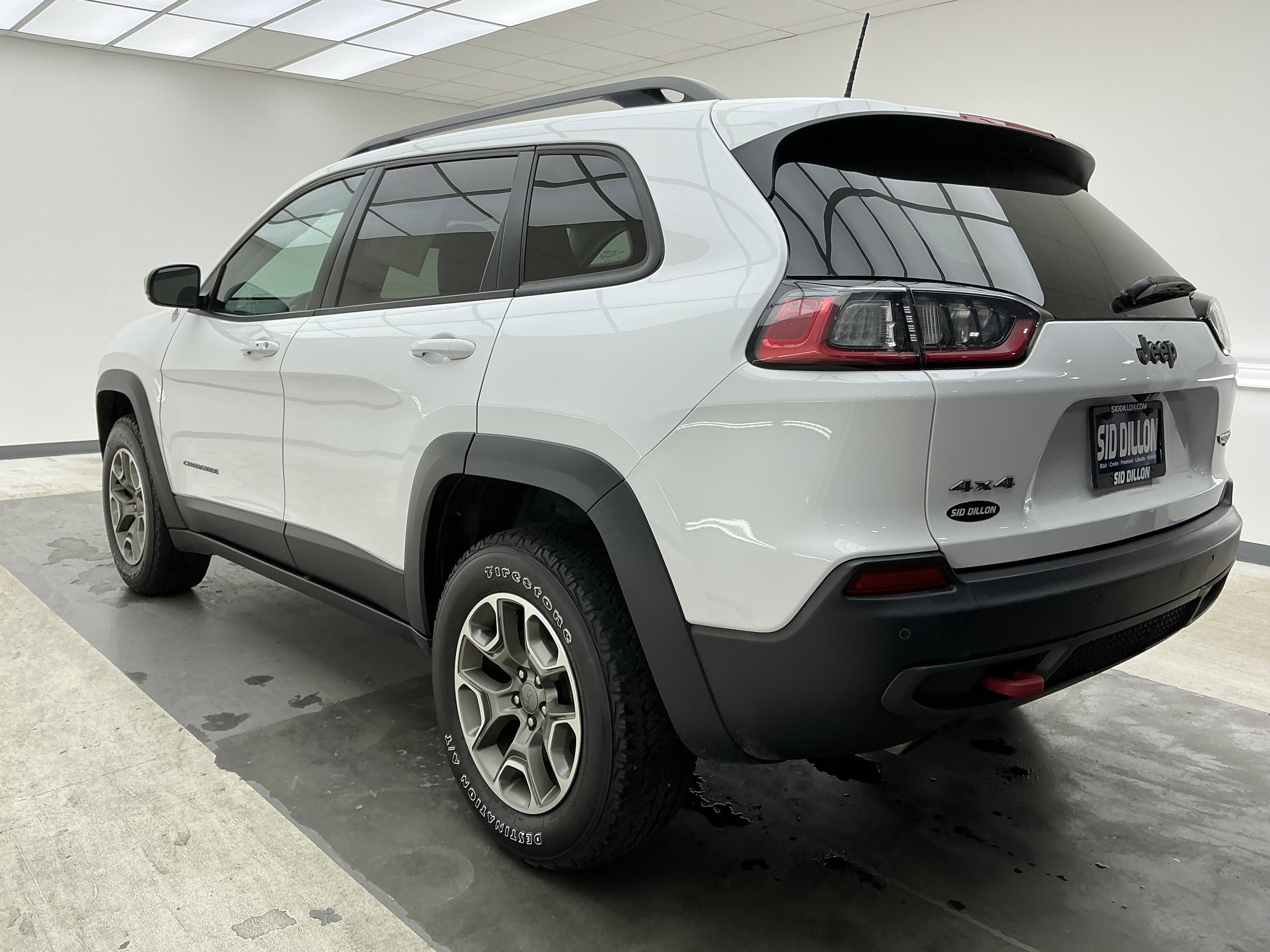 Used 2020 Bright White Clearcoat Jeep Trailhawk image 6