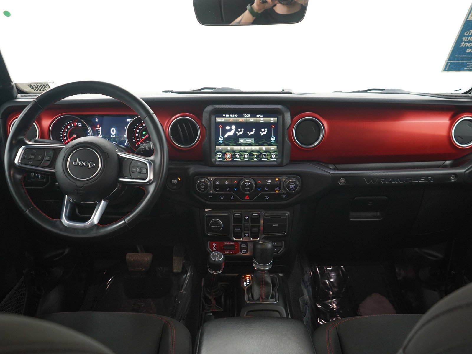 Used 2021 Granite Crystal Metallic Jeep Unlimited Rubicon 4x4 image 17