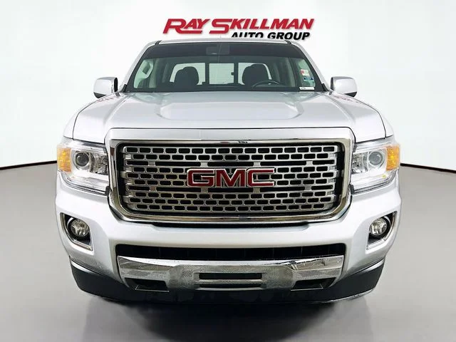 Used 2017 Silver GMC Denali image 2