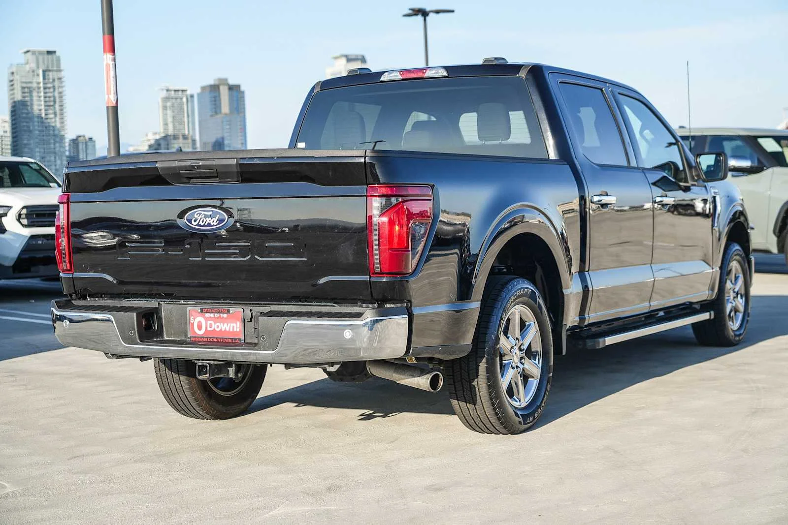 Used 2025 Agate Black Metallic Ford XLT image 5