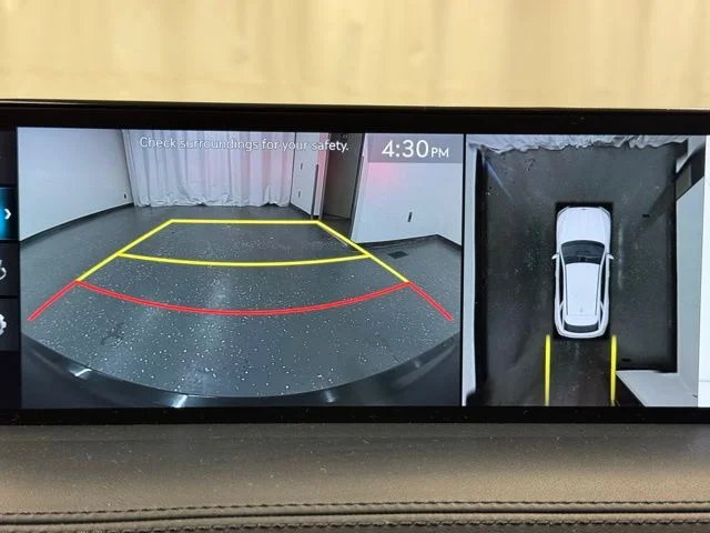2023 GENESIS GV70 Standard - Photo 17
