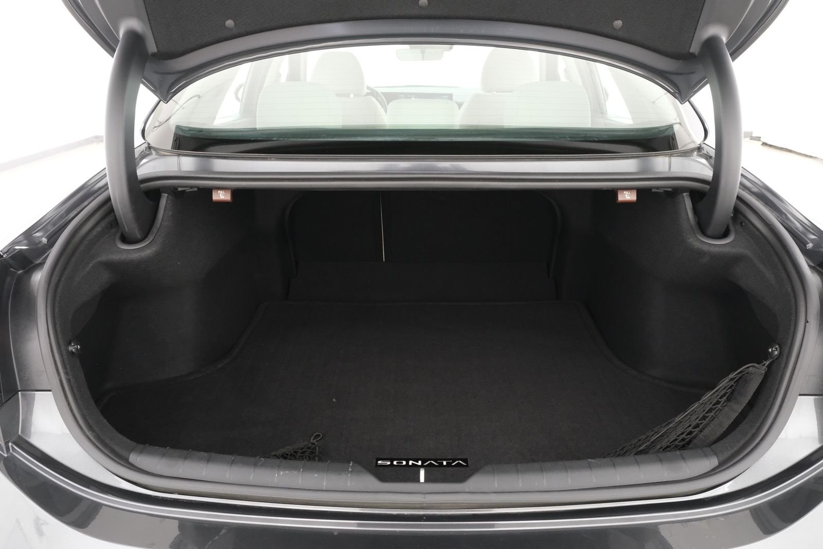 Used 2025 Portofino Gray Hyundai SEL image 36