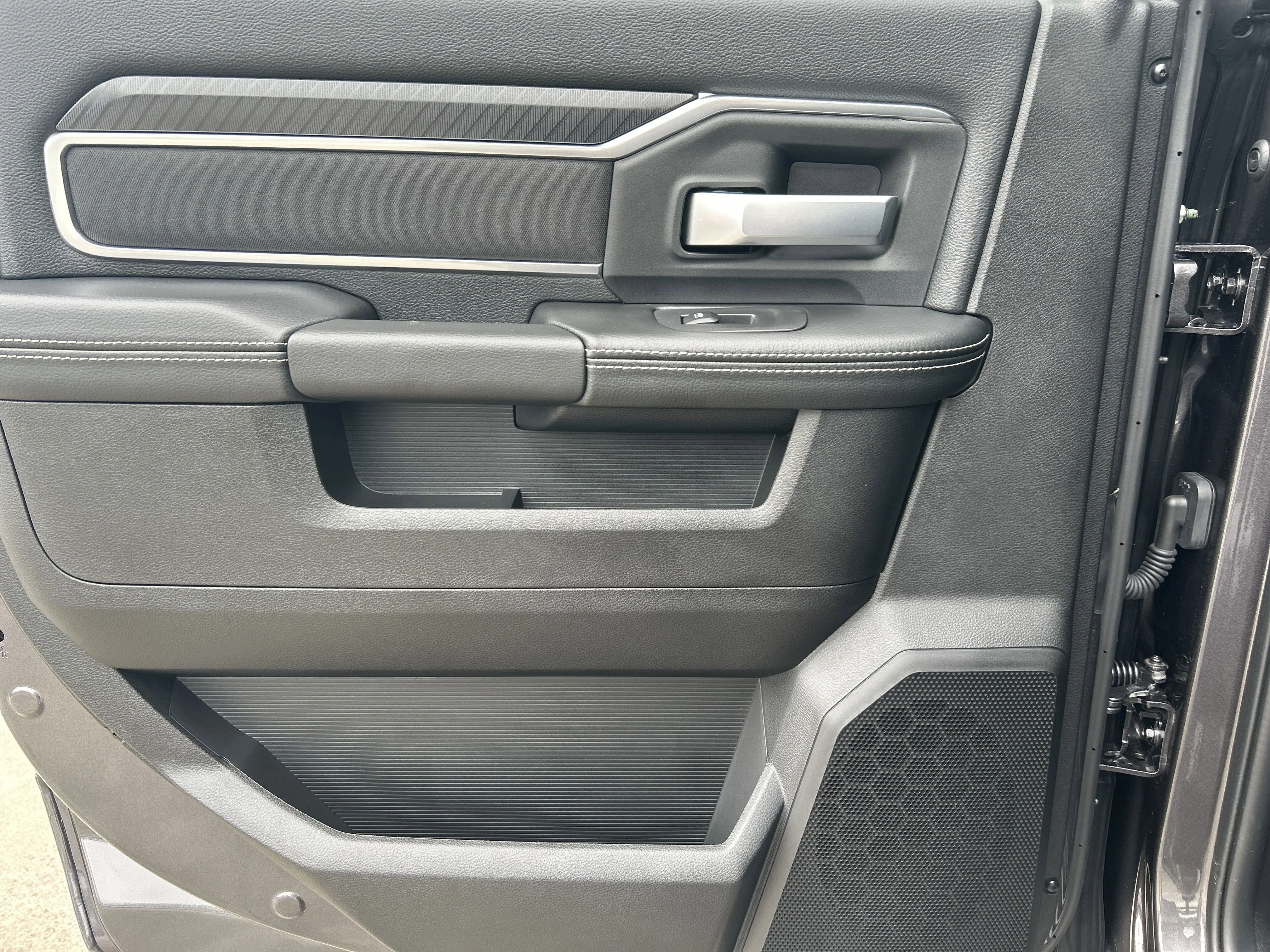 2025 RAM 2500 Big Horn - Photo 21