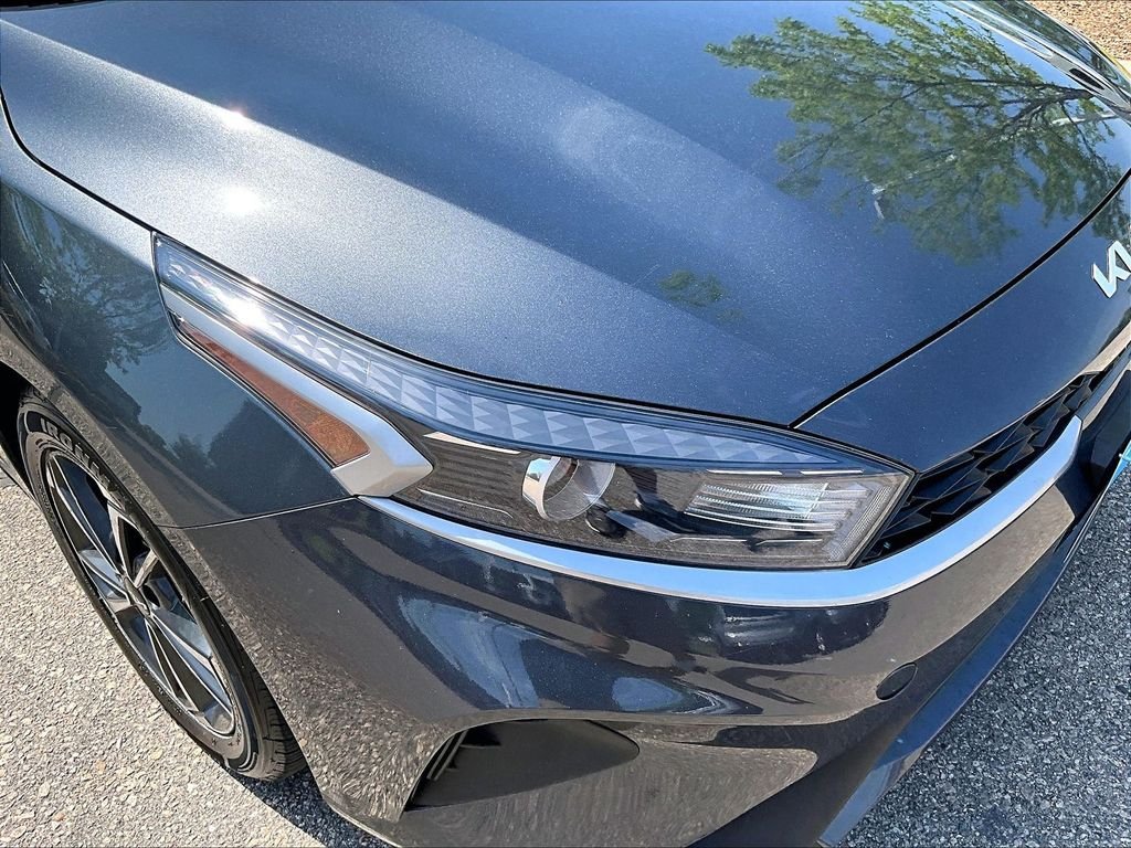 Used 2023 Gray Kia LXS image 30