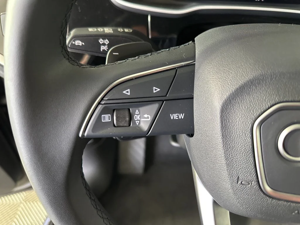 Used 2025 Black Audi Premium Plus image 25