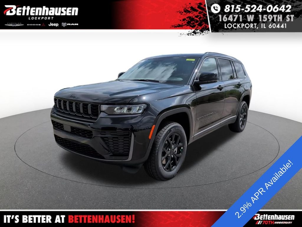 New 2026 Diamond Black Crystal Pearl-Coat Exterior Paint Jeep Laredo image 13