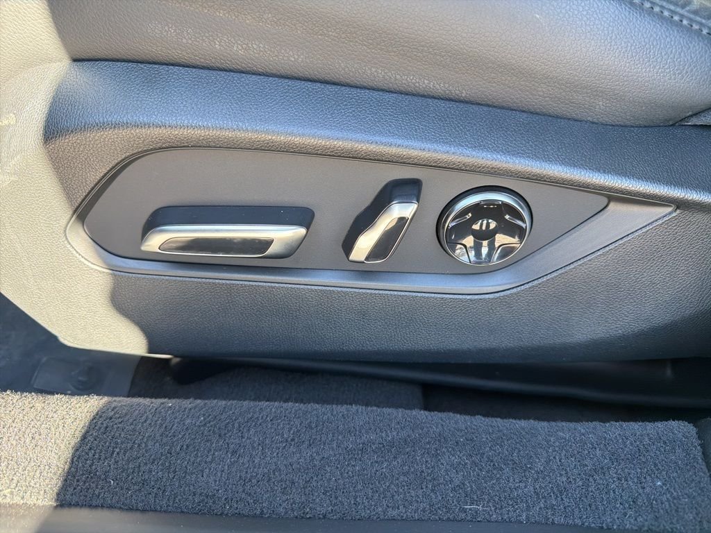 2023 Acura TLX Base - Photo 15