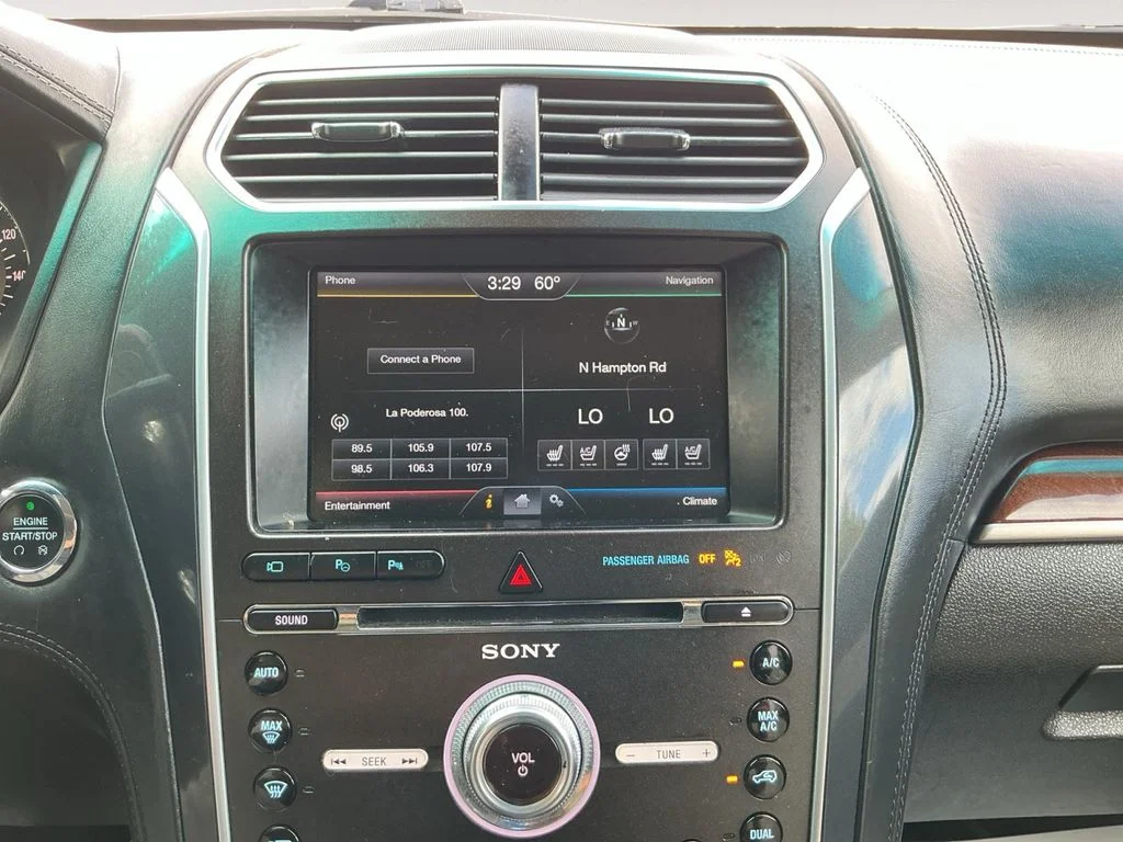 Used 2016 White Ford Platinum image 15