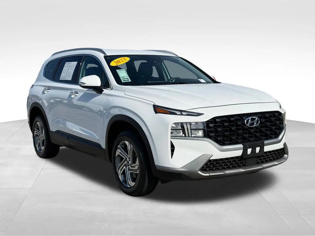 Used 2023 White Hyundai SEL image 29