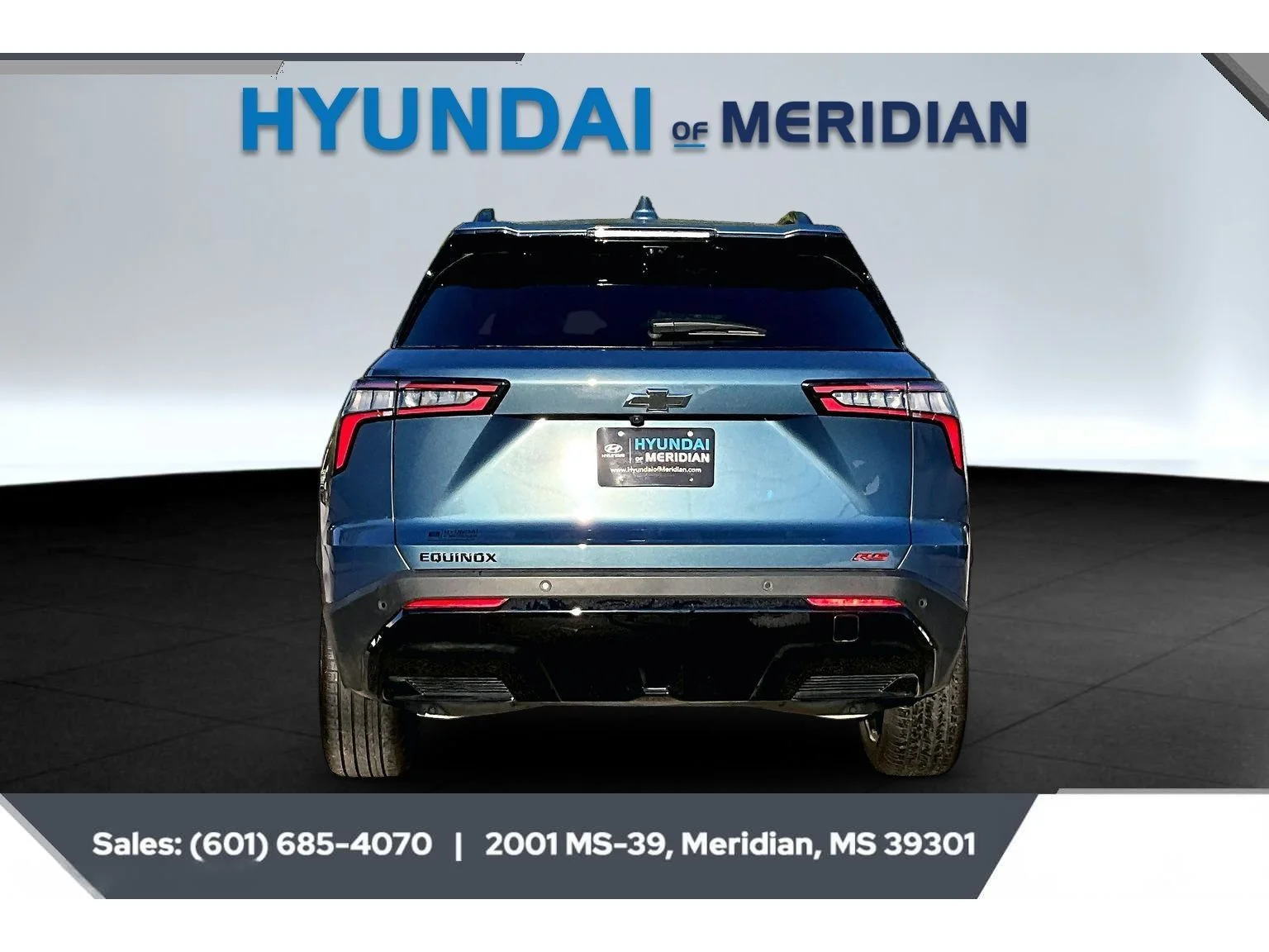 Used 2026 LAKESHORE BLUE METALLIC Chevrolet FWD RS image 4
