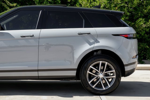 Used 2026 Gray Land Rover S image 18