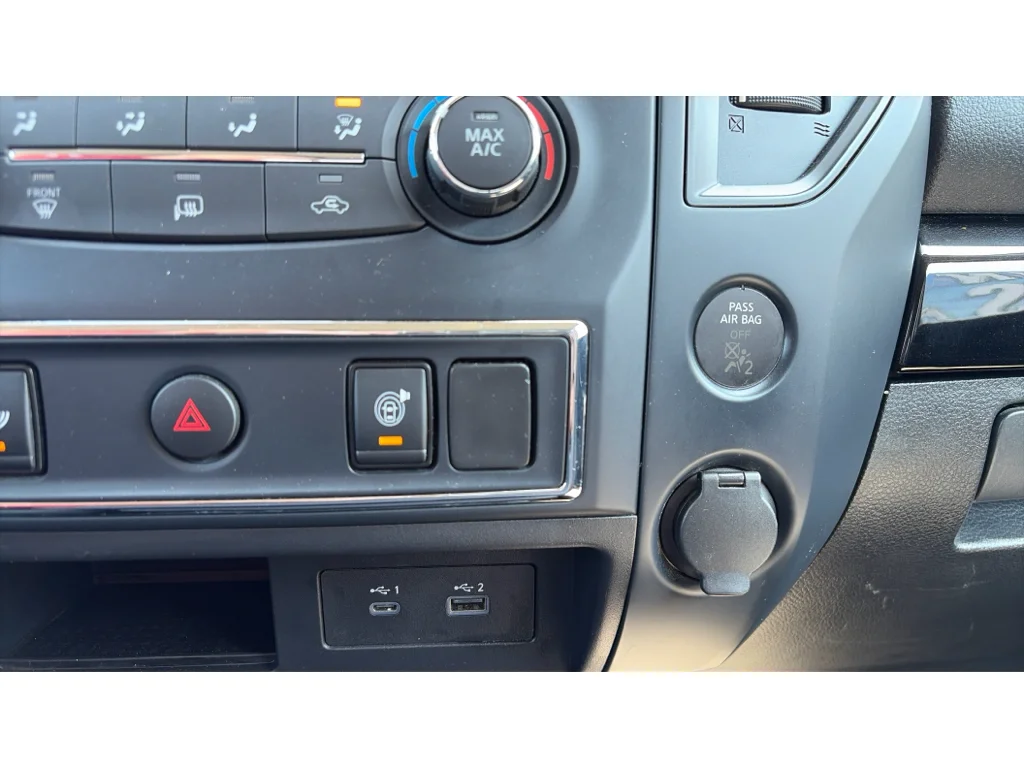 2023 Nissan Titan SV - Photo 20