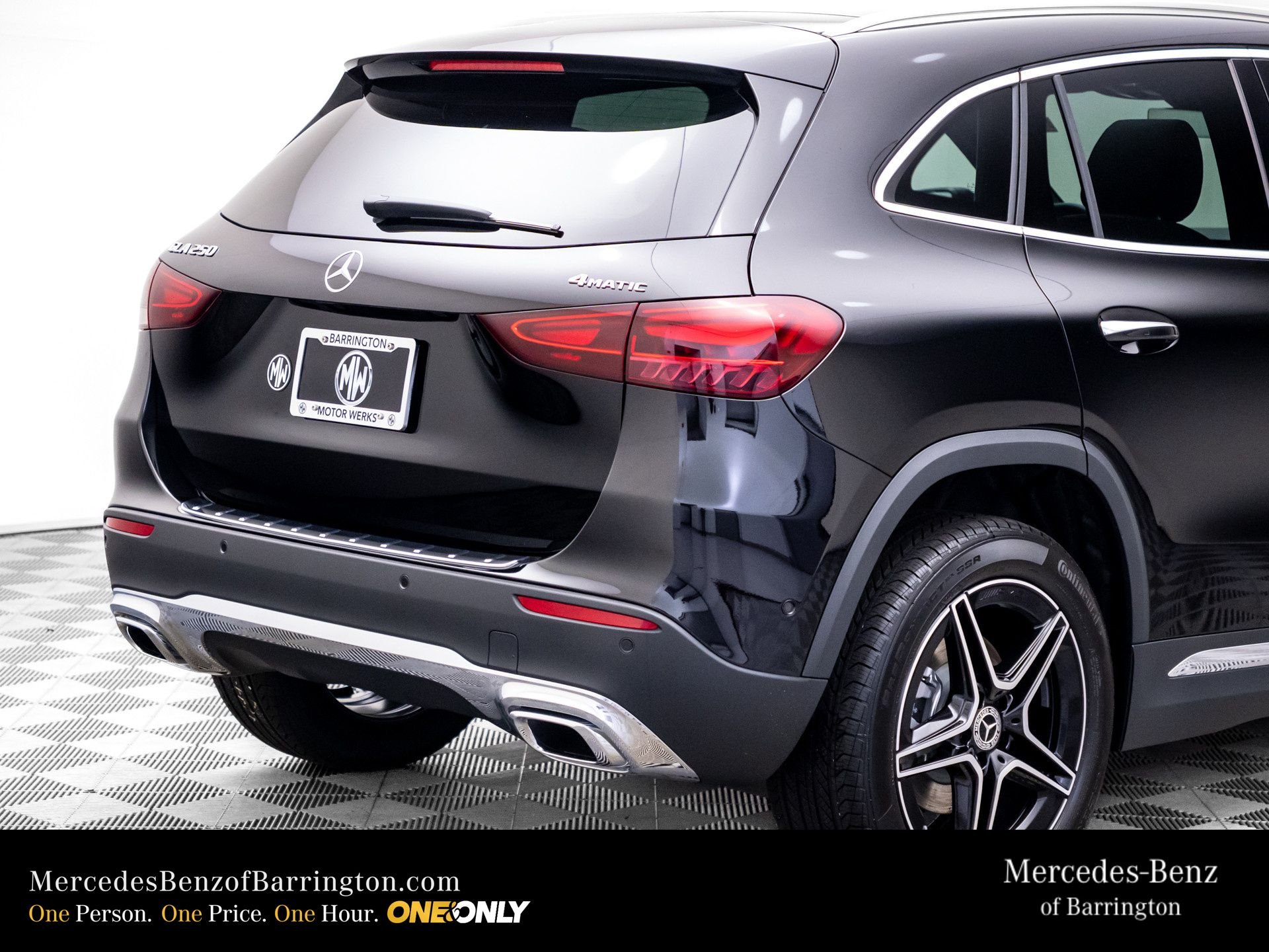 New 2026 Night Black Mercedes-Benz GLA 250 image 34