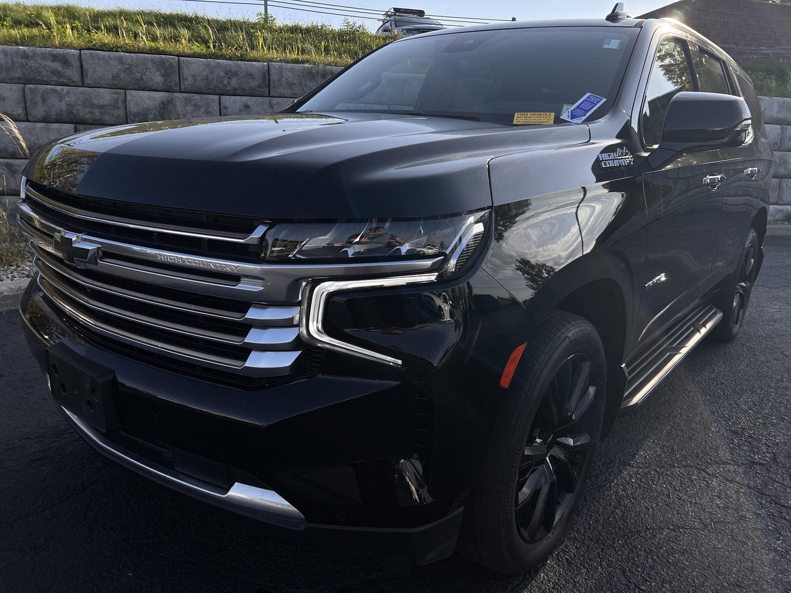 Used 2023 Black Chevrolet High Country image 3