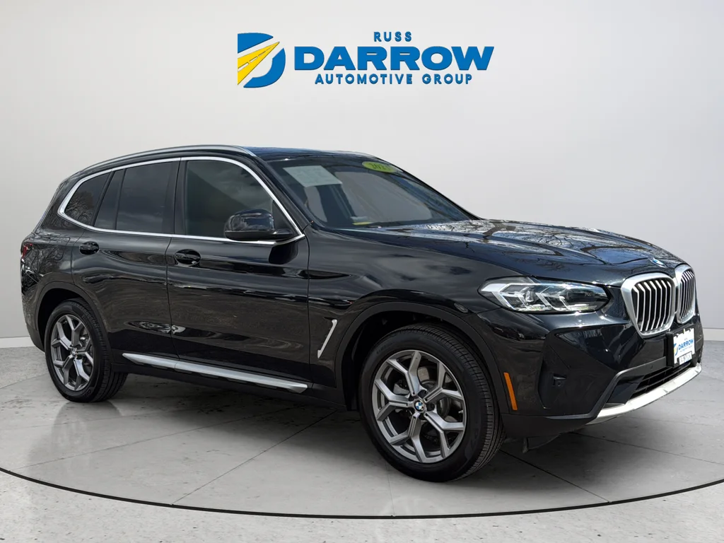 Used 2023 Black BMW xDrive30i image 7