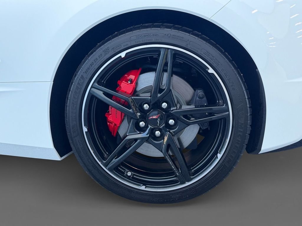 Used 2023 White Chevrolet Stingray image 14