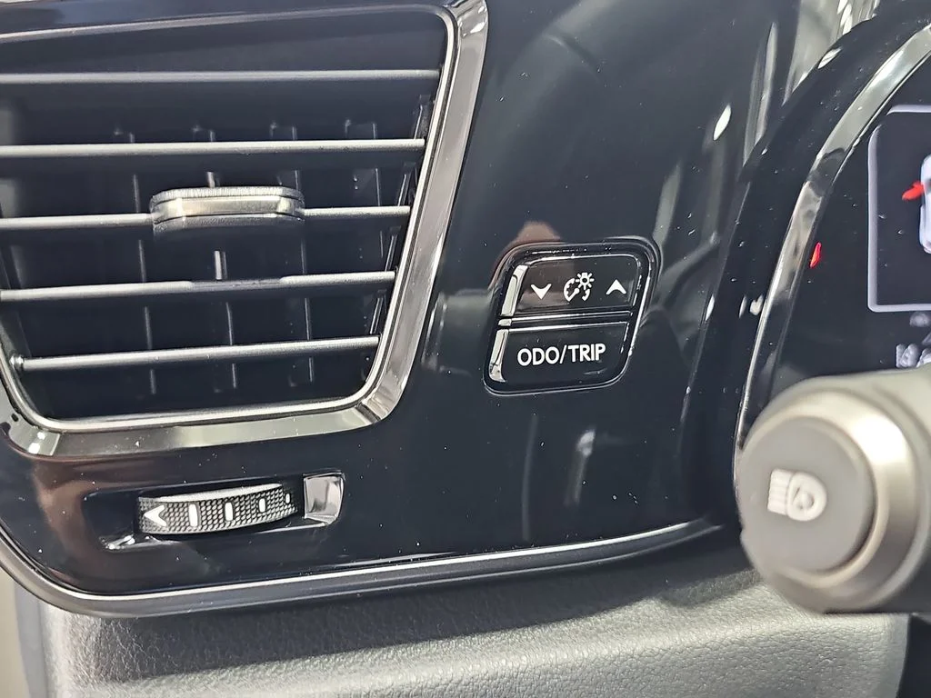 New 2026 Atomic Silver Lexus PREMIUM image 25