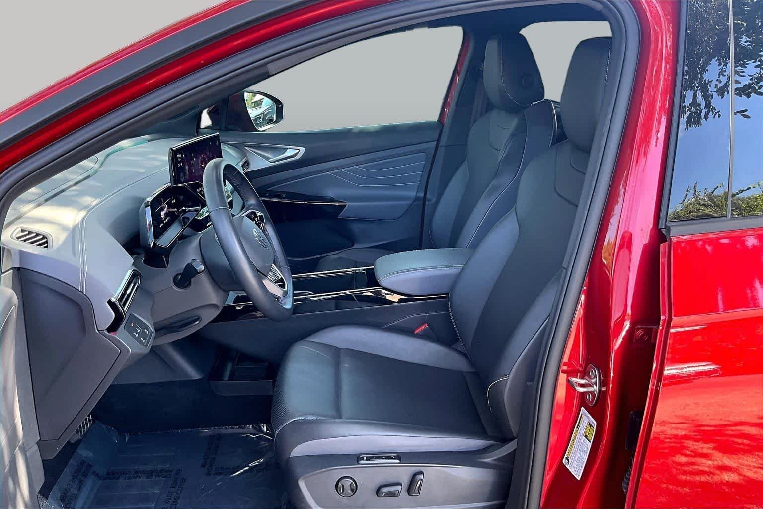 Used 2023 AURORA RED CHROMA Volkswagen Pro S image 8