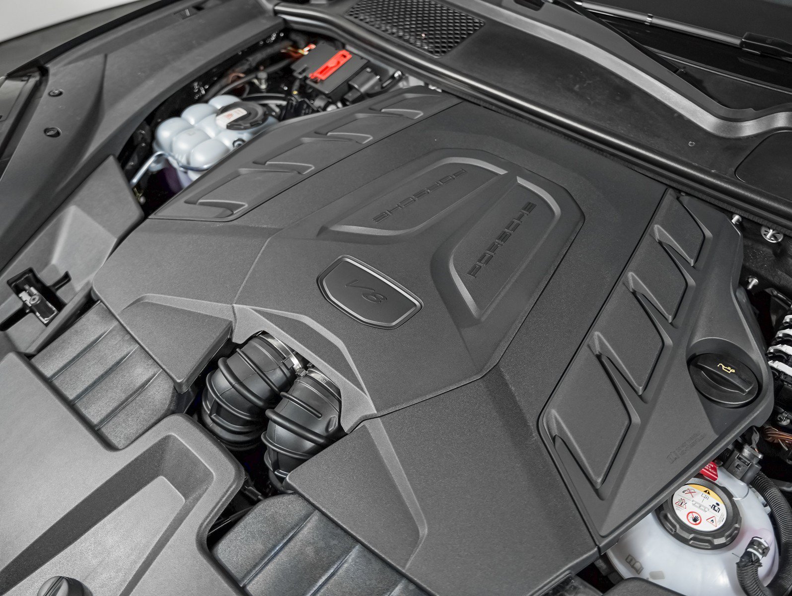 New 2026 CHROMITE BLACK Porsche Turbo E-Hybrid image 13